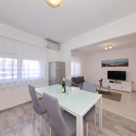 Apartment Mirela 자다르 외부 사진