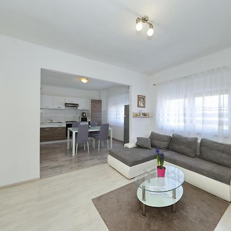 Apartment Mirela 자다르 외부 사진