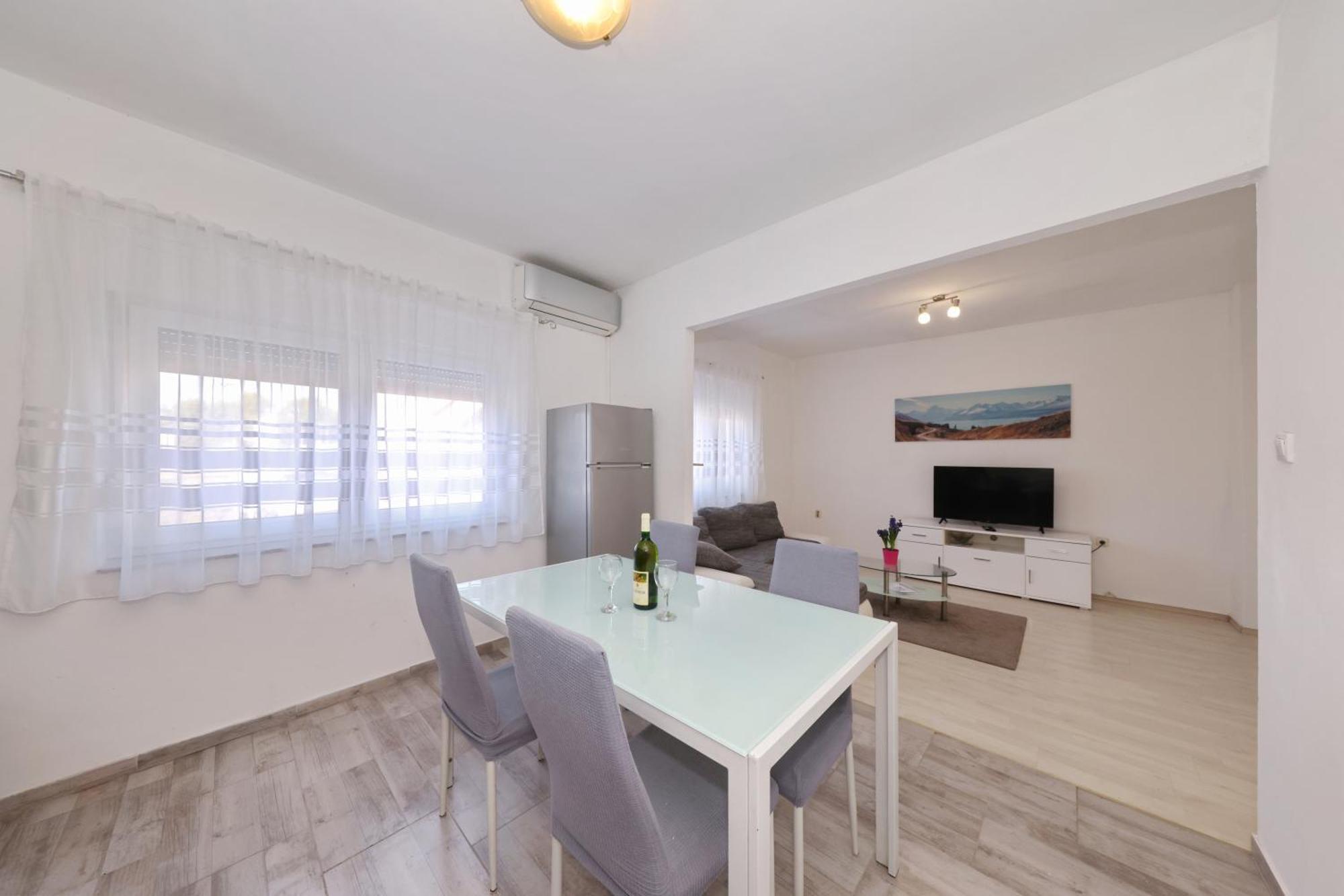 Apartment Mirela 자다르 외부 사진